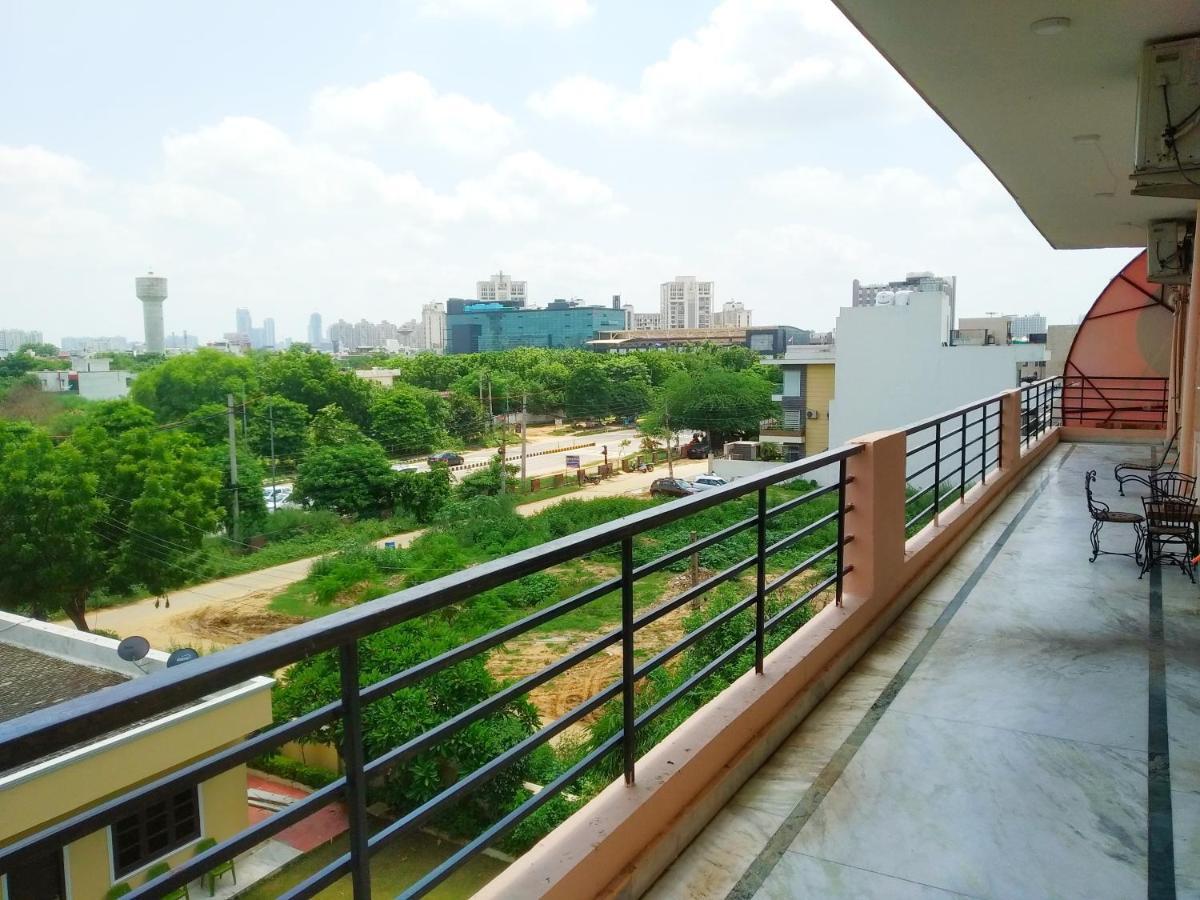 Instay - 46 Gurgaon Exterior foto